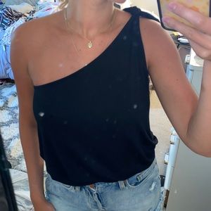 One shoulder tie top